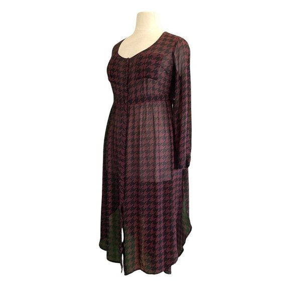 Torrid Long Sleeve Scoop Neck Burgundy Houndstooth Chiffon Button Tunic Size 1X - Picture 4 of 7
